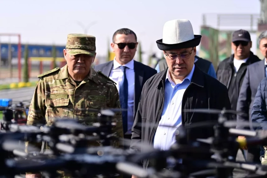 Садыр Жапаров открыл учебно-тренировочный центр ГКНБ в Джалал-Абадской области