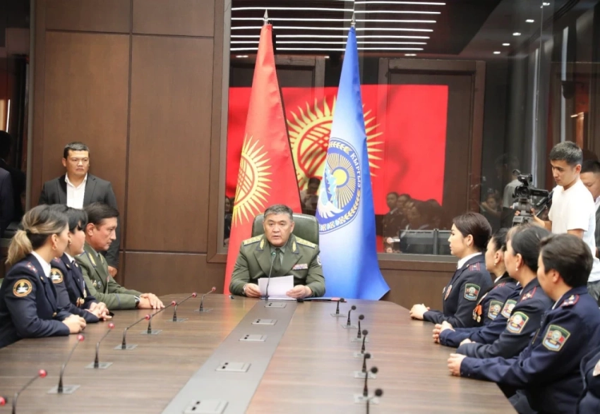 Ташиев поздравил сотрудников милиции с их профессиональным праздником