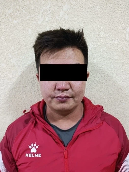 Мужчину обвиняют в 30 кражах из одного и того же магазина смартфонов