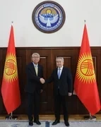 Жээнбек Кулубаев принял спецпосланника МИД Кореи Ли Ук-хона