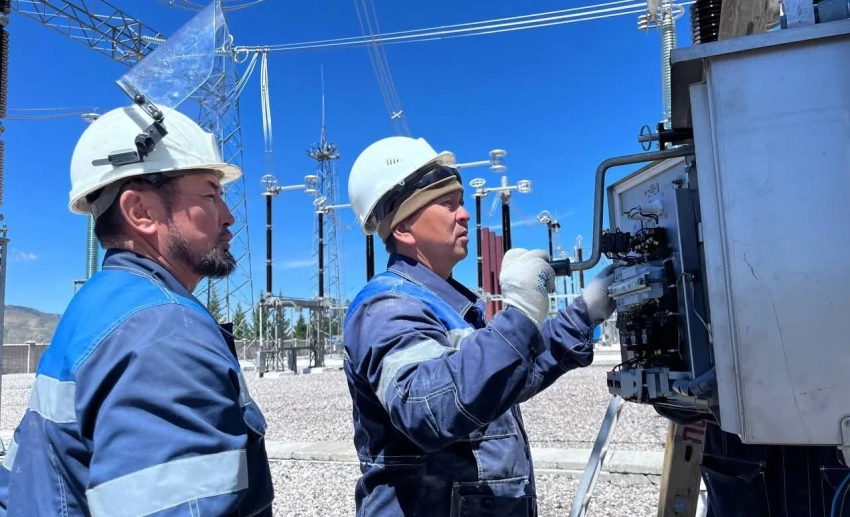 В Таласской области полностью заменено 3300 фарфоровых изоляторов на стеклянные
