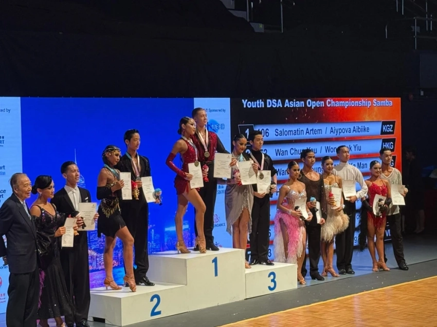 Золото, серебро, бронза. Танцоры из Кыргызстана успешно выступили на чемпионате в Гонконге