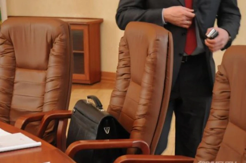 Общественность раскритиковала пренебрежение и хамство мэров Бишкека и Оша