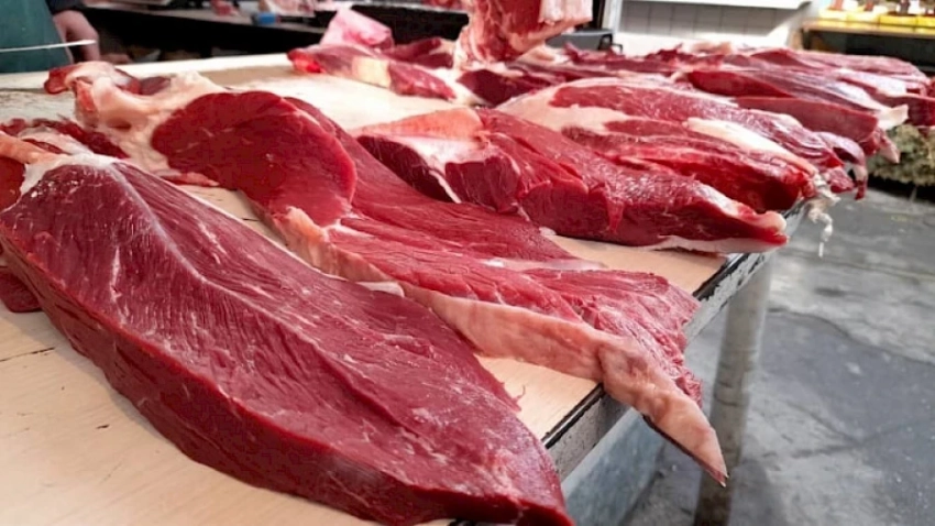 Кто зарабатывает миллионы на мясе, если фермеры едва выживают?