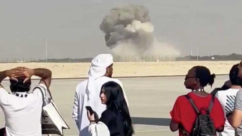 Индийский военный самолет рухнул во время авиашоу в Дубае