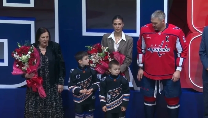 Овечкин побил снайперский рекорд НХЛ, забросив 908-ю шайбу