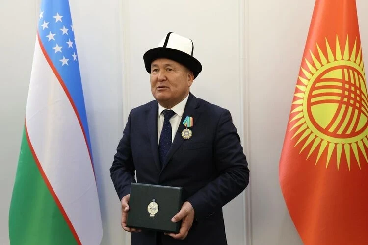 Очередной орден получил мэр города Ош. На этот раз от президента Узбекистана