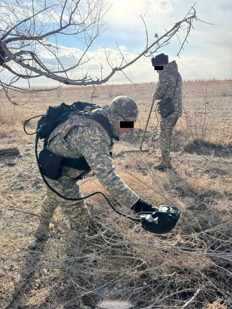 На Иссык-Куле нашли схрон огнестрельного оружия ОПГ