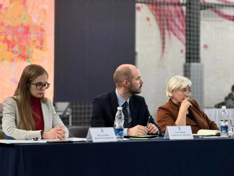 Без метро, но с трамваями и метробусами. Представлена новая транспортная модель