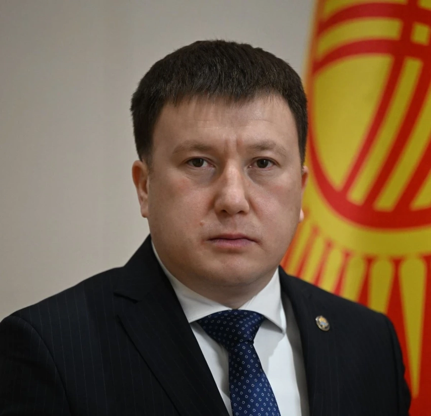 Смена секретаря Совбеза. В Кыргызстане произошел ряд кадровых перестановок