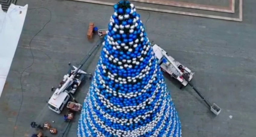 Когда зажгут главную елку страны на площади Ала-Тоо в Бишкеке?