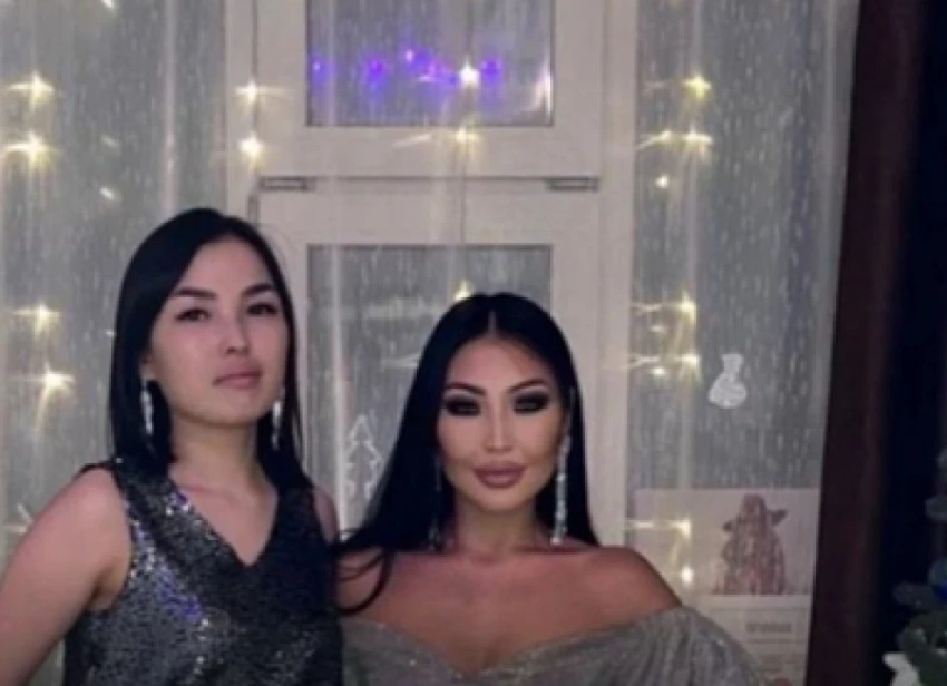 В России стартовала акция: одиноких мам из роддома встречают блогеры и активистки