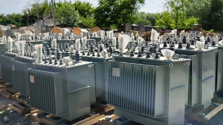 Узбекистан начал поставки электроэнергии в Таджикистан на фоне энергодефицита