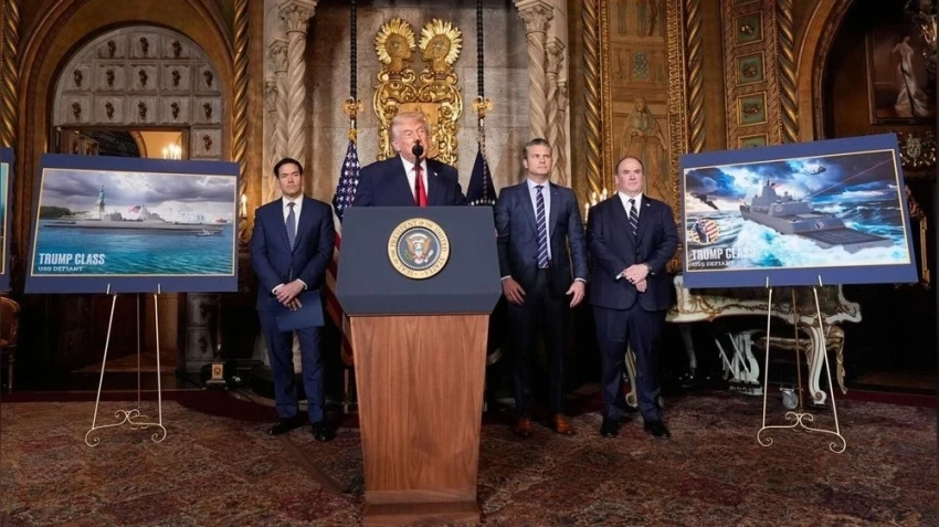 Трамп анонсировал создание США новых боевых кораблей с лазерами, гиперзвуковыми ракетами и ядерным оружием