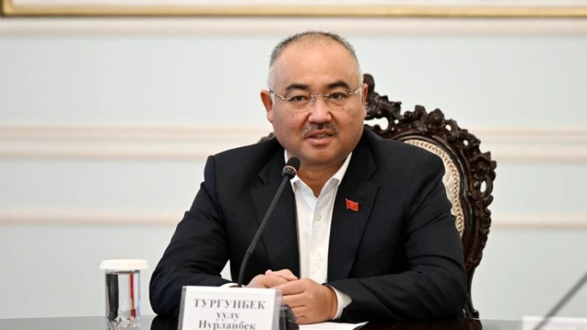 Нурбек Тургунбек уулу: Огорчает, что искусственный интеллект поет песни Огомбая и Омуркановой