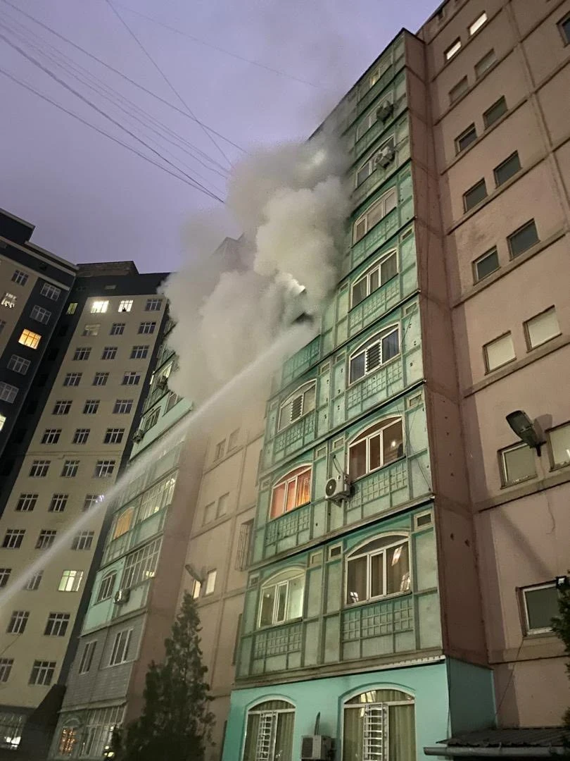 В одной из квартир в «Джале» произошел пожар: эвакуированы 20 человек