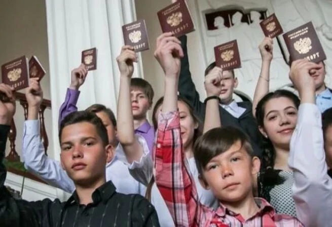 В России присяга стала обязательной с 14 лет