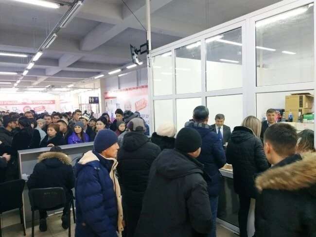 Кто подставил президента, меняя и тасуя автобумажки?