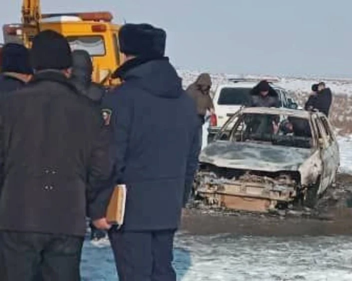 В Московском районе нашли сгоревшую машину с телами двух человек