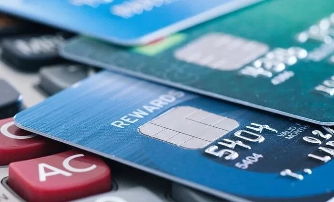 ГНС напомнила о снижении налога на транзакции через иностранные банки