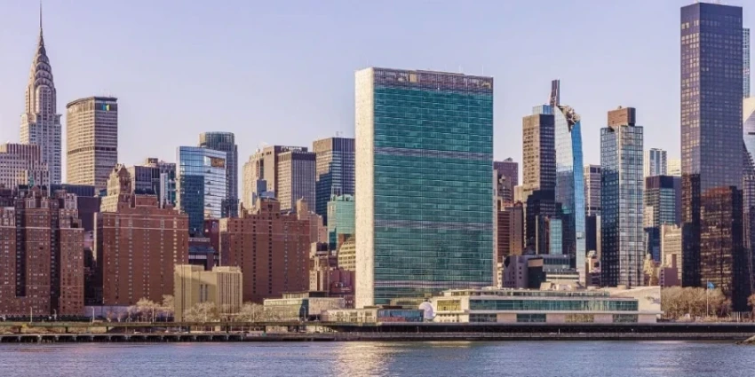 МИД Кыргызстана приобрело в США 10 квартир для сотрудников