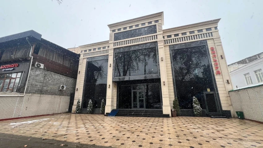 В Оше городские власти потребовали освободить земли школ до 1 марта