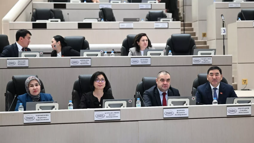 Парламент Кыргызстана принял законопроект «Об охране труда» в первом чтении