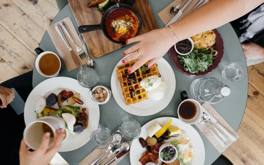 Цены в кафе и ресторанах Бишкекa обсудили в Антимонополии – что решили