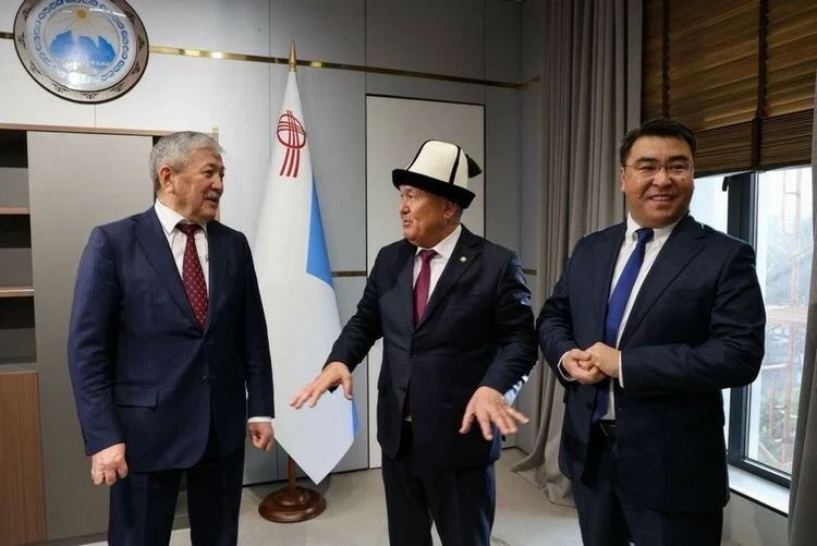 «Город остается вам»: Токторбаев попрощался с Ошом после отставки