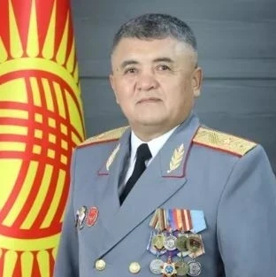 Урматбек Шамырканов назначен главой МЧС КР