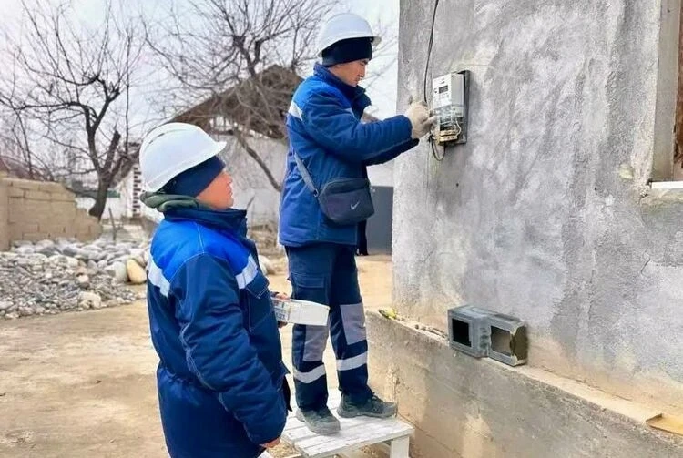 В Баткенской области установят более 54 тысяч «умных» счетчиков