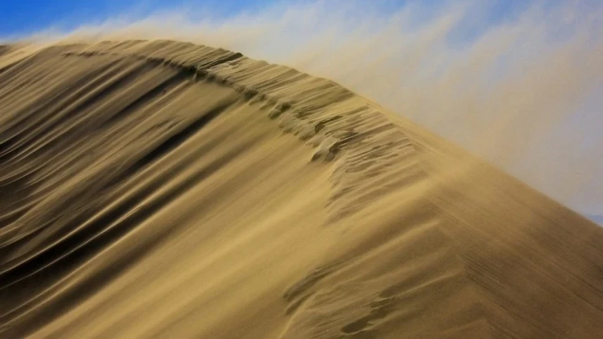 В Лебапском и Марыйском велаятах Туркменистана прошли пыльные бури