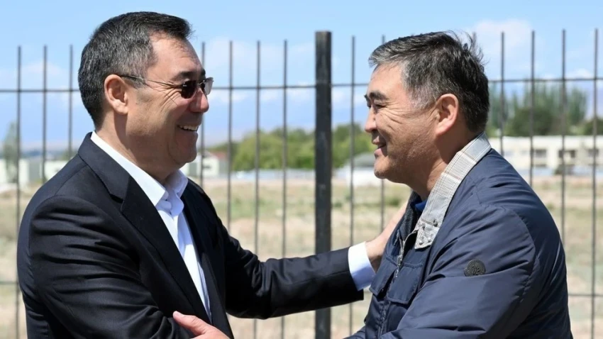 Вся мразь ждёт силовой развязки... Но не президент и генерал