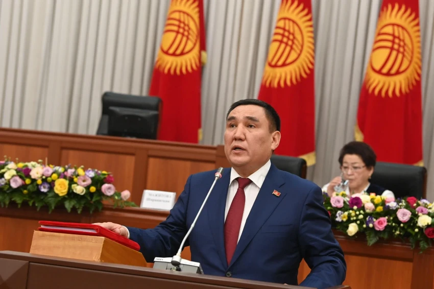 Депутатом ЖК вместо Жанара Акаева стал Таалайбек Сарыбашов