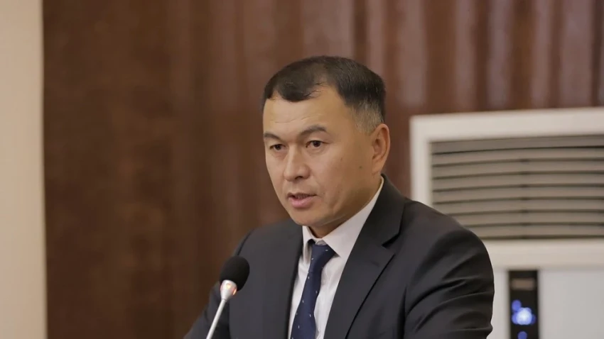 В ошской мэрии третий вице-мэр за сутки подал в отставку