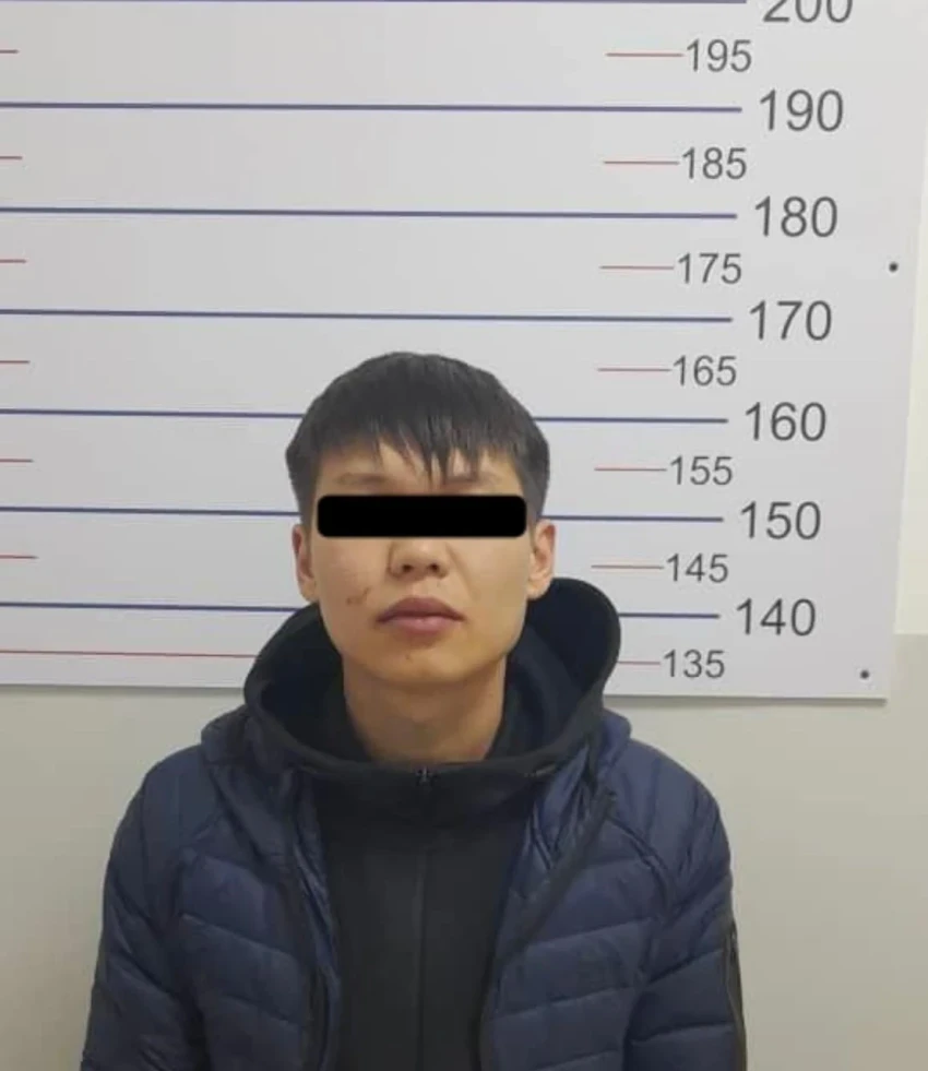 Задержаны подозреваемые в серии краж в автобусе на линии № 135 в Бишкеке