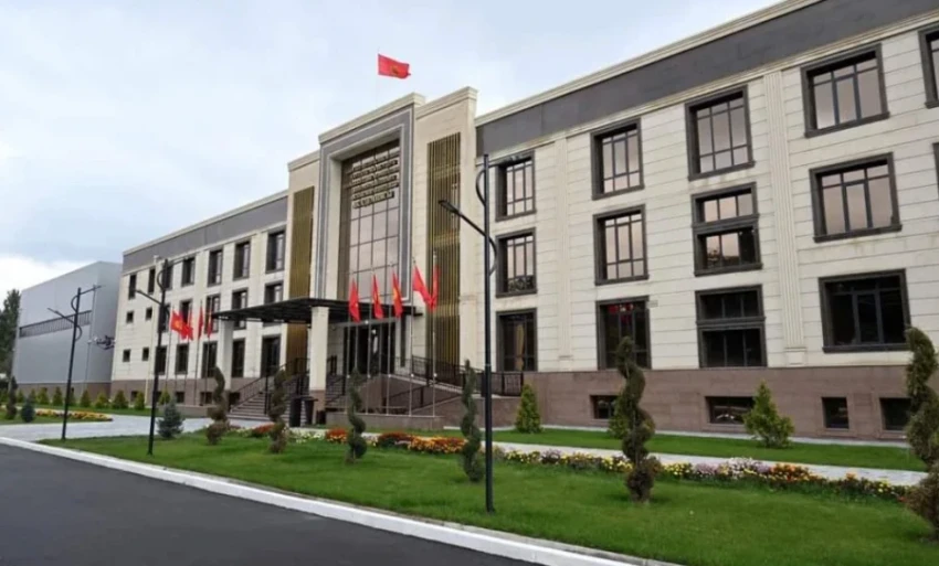 Прием в академию ГКНБ продлили до 13 марта