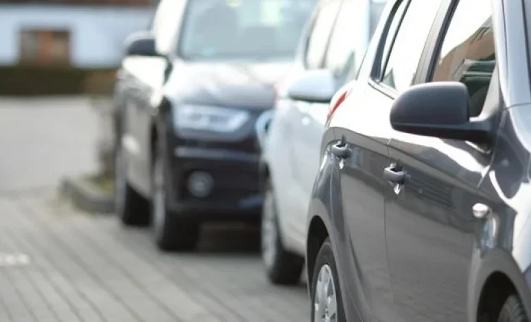 Пилотный проект. В Бишкеке официально разрешат парковки на территории частных домов