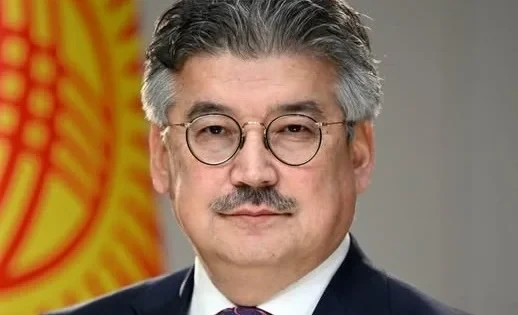 Госсекретарь поздравил кыргызстанцев с Днем ак калпака