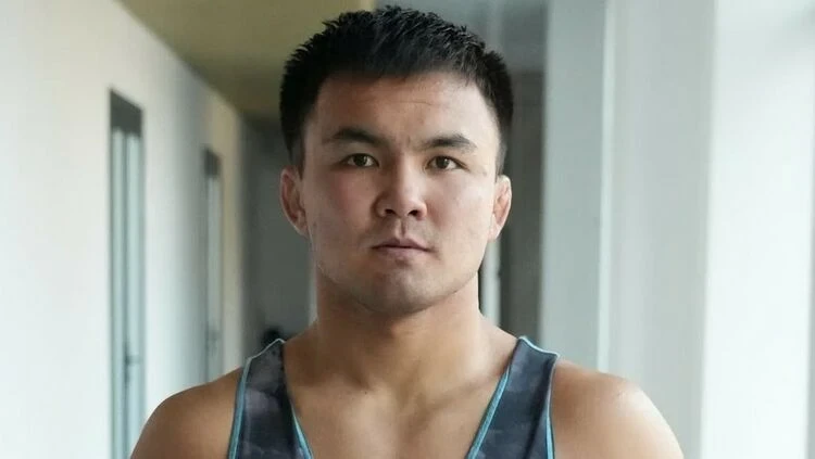 Борец Эрназар Акматалиев поднялся на второе место в мировом рейтинге UWW