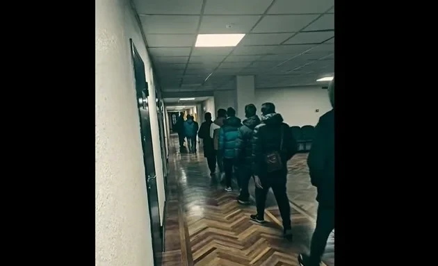 В Бишкеке в ходе рейда «Нелегал» в милицию доставили 64 иностранных гражданина