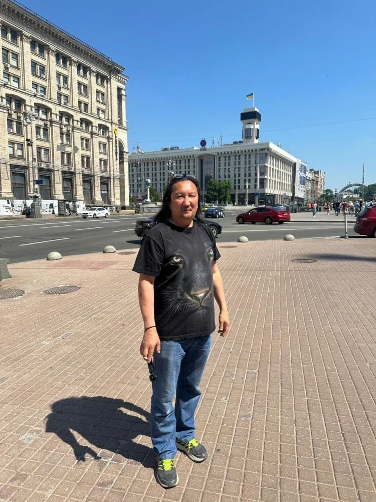 В ГУВД Бишкека доставлены правозащитница, активистка и оператор