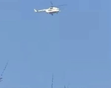 Вертолет, совершивший низкий полет в Кара-Балте, не принадлежит МЧС