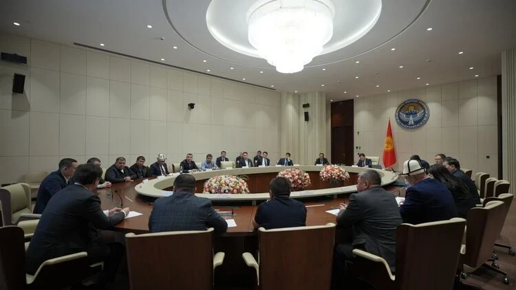 Импортеры минеральных удобрений в КР рассказали властям о своих проблемах