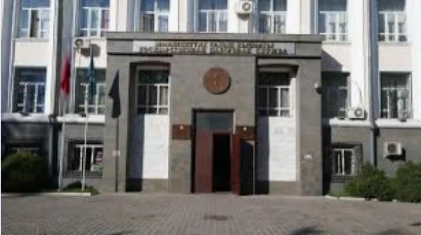 В Бишкеке выявлена подпольная точка по продаже запрещенных электронных сигарет