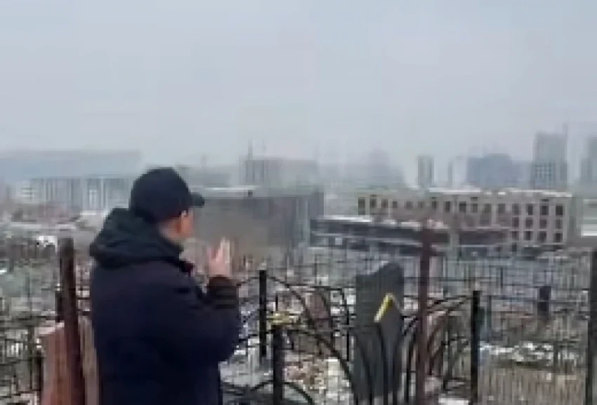 Элитный жилой комплекс строят рядом с кладбищем в селе Орто-Сай