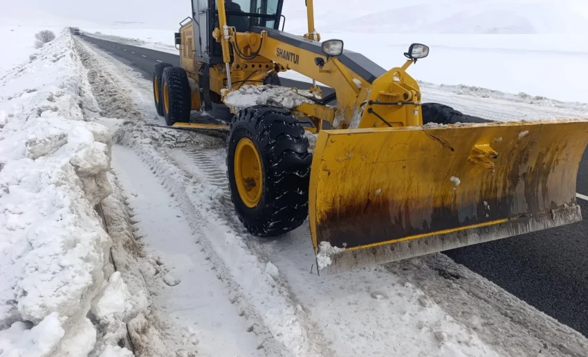 Проезд на всех перевалах и дорогах Кыргызстана открыт