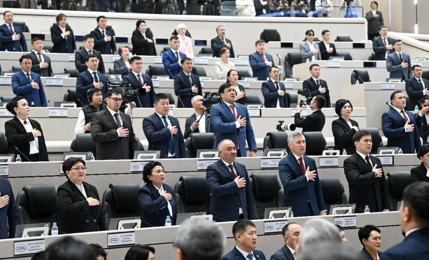 Спикер ЖК озвучил размер заработной платы депутатов