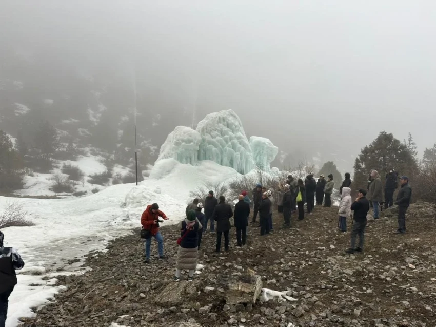 В Баткенской области возвели 7 искусственных ледников