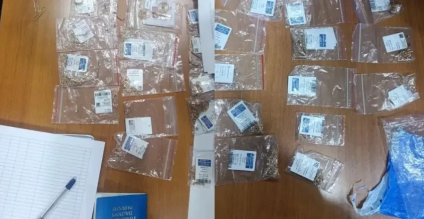 В аэропорту Оша задержали партию контрабандного золота на миллион сомов